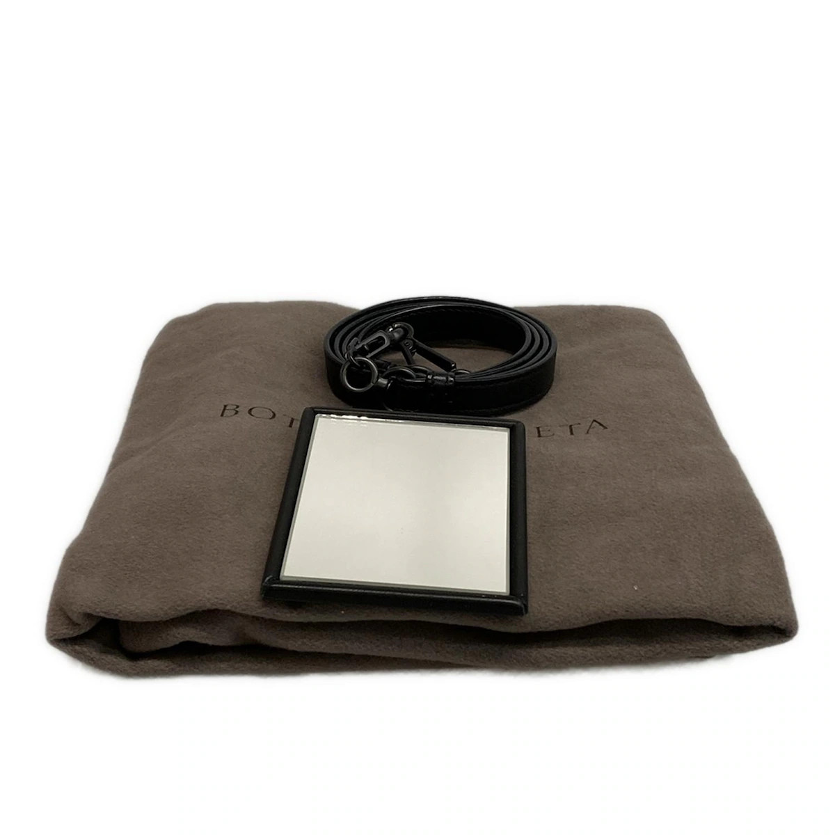 BOTTEGA VENETA Intrecciato - Black Leather B********* Handbag thumbnail 8