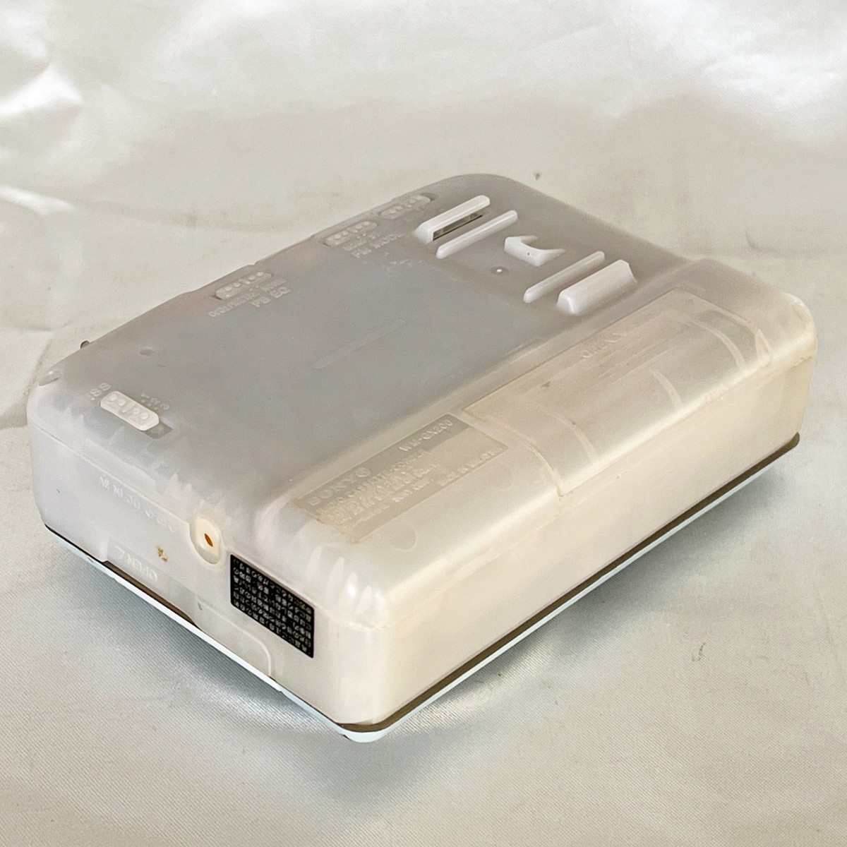 SONY WM-GX200 2000 Radio Recording Walkman Cassette Player From