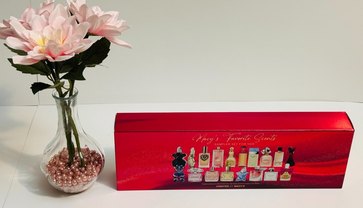 メナード オーセント 豪華4点ミニボトルセット おまけ付き☆ Holiday Macy's 18-Pc. Favorite Scents Sampler Discovery Set For