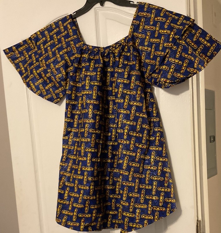 NEW African Women's  Top    multi colored Bias cut Round Neck S-M/S