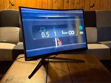 Samsung Odyssey G7 27" Curved Gaming Monitor - Black