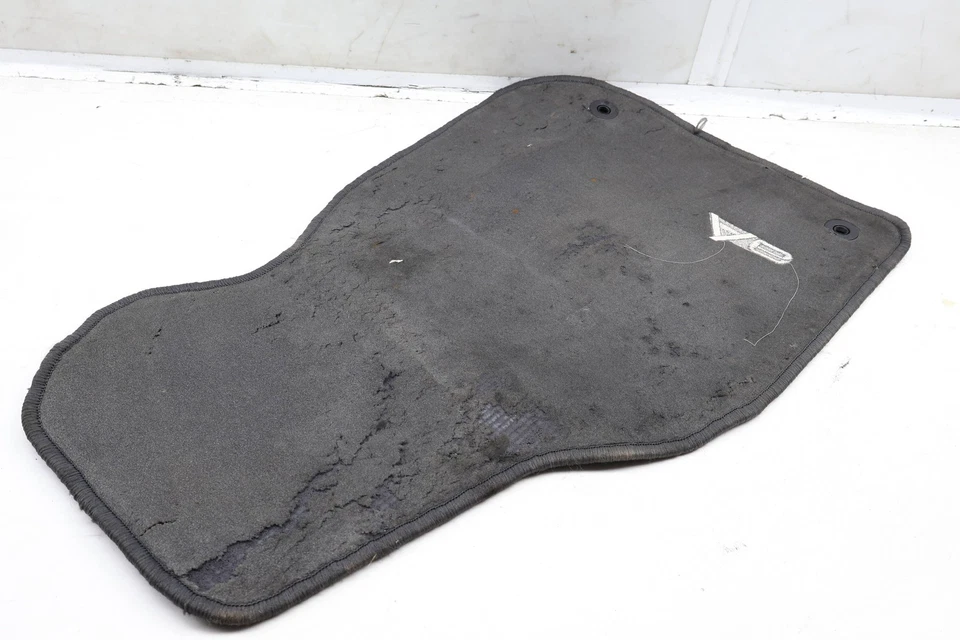 1998 - 2001 年奥迪 A6 四轮 - 右前地毯地板垫 4B1061220EC — 第 2/4 张图片