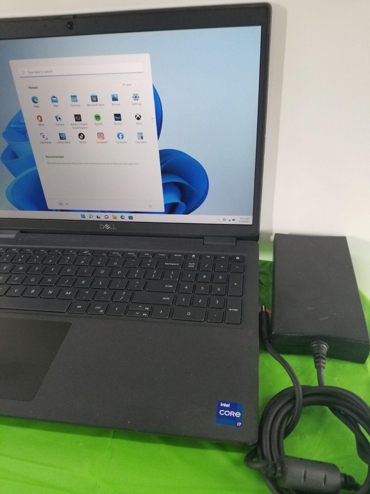 Dell Latitude, 15-Inch Laptop, with Intel Core i7 11th Gen., 256 GB SSD (Solid State Drive)