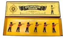W. BRITAIN COLDSTREAM GUARDS TOY SOLDIERS SET MADE ENGLAND MIB