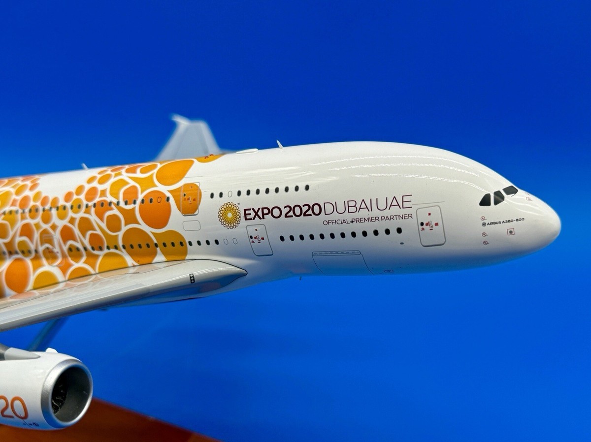 Gemini Jets Emirates Airbus A380-800 1:200 A6-EEY 2020 EXPO Gemini Jets Emirates Airbus A380-800 1:200 A6-EEY 2020 EXPO