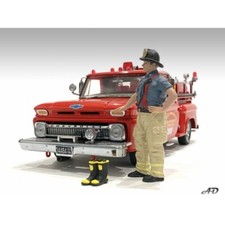 American Diorama 76319 Firefighters get ready preparatore vigili del fuoco 1:18...