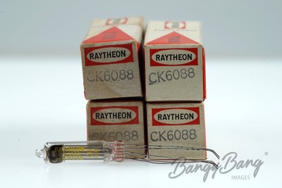 4 Vintage Raytheon CK6088/6088/CV2699 Voltage Amplifier Pentode Audio Vacuum Tub