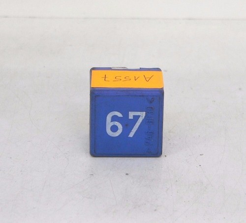 AUDI VW SKODA SEAT FUEL PUMP RELAY TRNASMITTER RELAIS 67 857951253