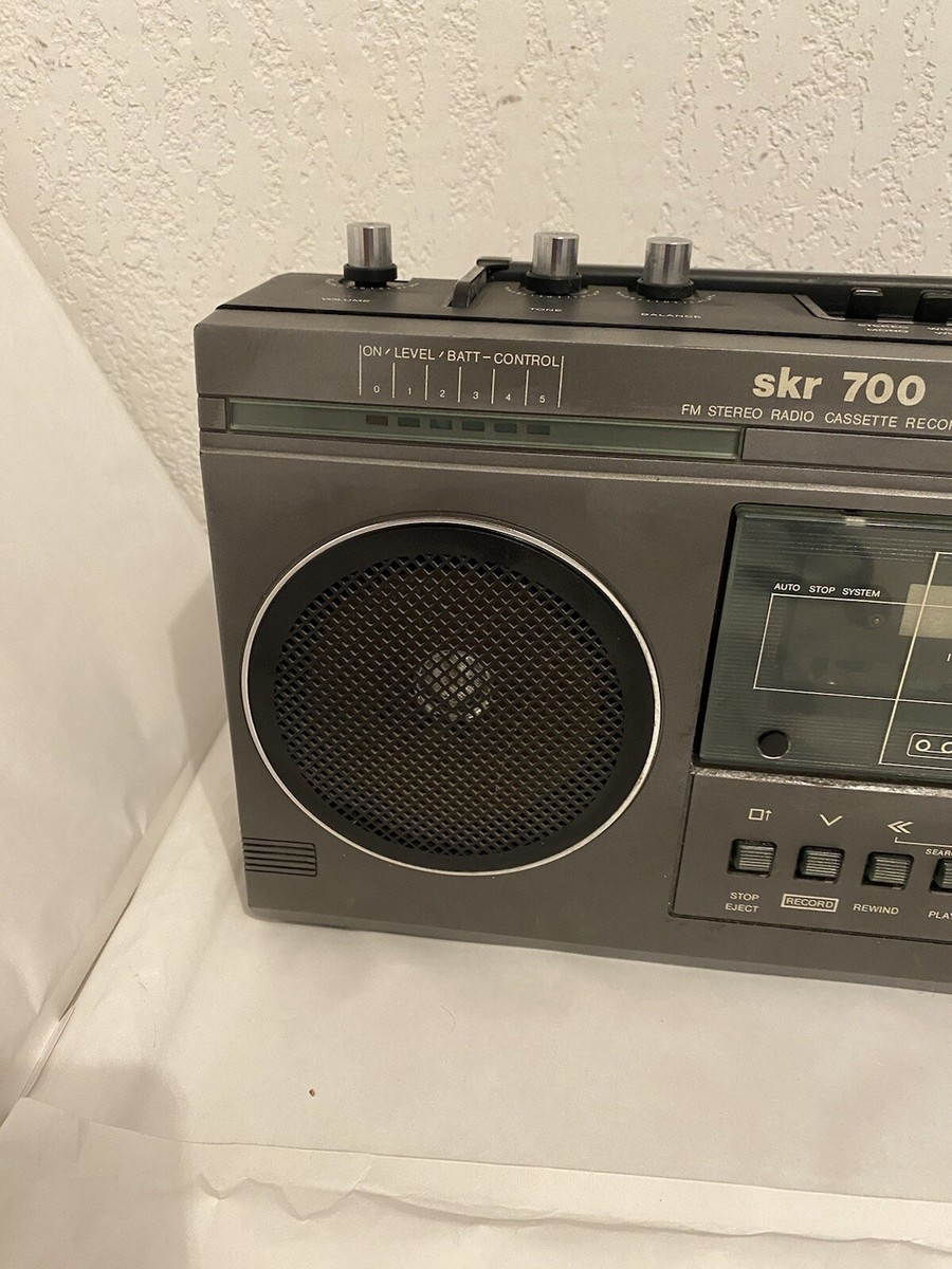 Radio SKR 700 - Lecteur cassette - Semi HS Hors Service