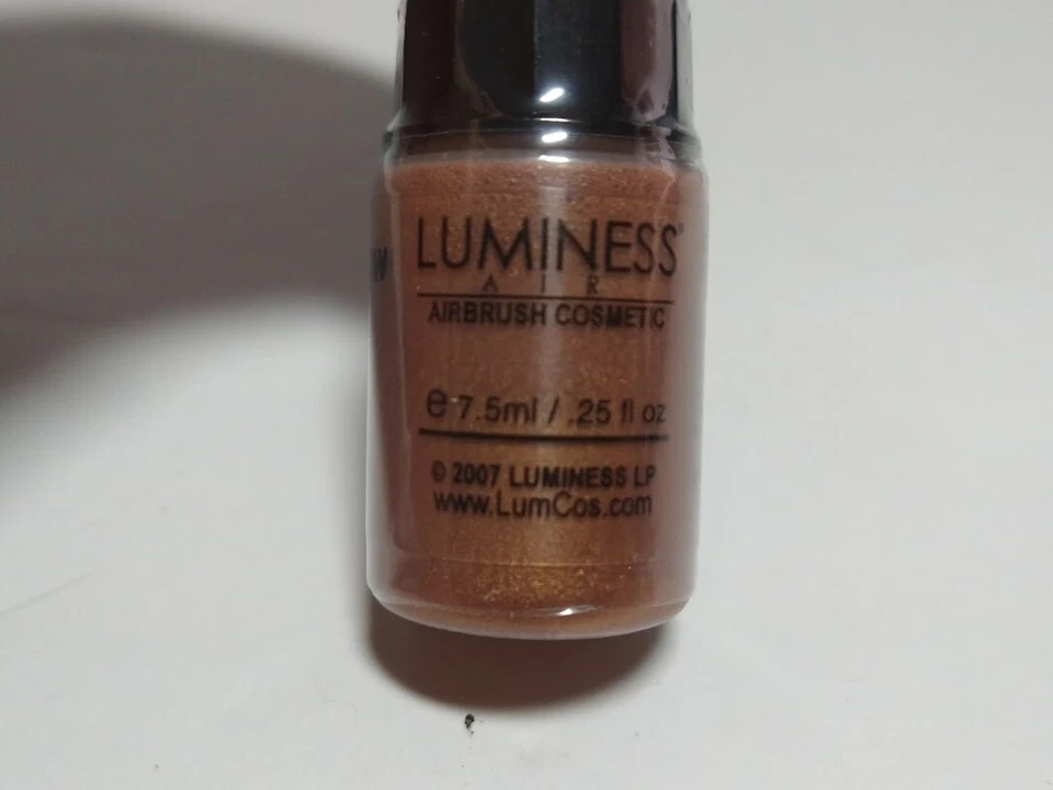 Maquillaje con aerógrafo LUMINESS serie sombra de ojos tono 28  Foto 2 de 4