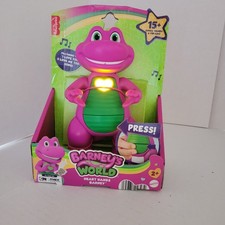 Barneys World Heart Hands Light up Heart and 15 plus Songs, Sounds and Phrases
