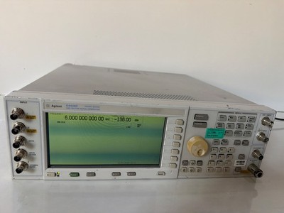 Agilent Keysight E4438C , 250 kHz - 6.0 GHz Vector Signal Generator (For Parts)