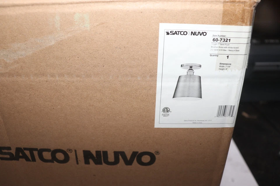 Nuvo Lighting Una Luz Montaje Semi Al Ras Latón Cepillado/Blanco 7" Foto 3 de 4