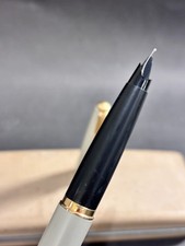 NOS — PARKER 45 WHITE LACQUERED ARGENTINA (BFP712) — fountain pen for sale on Nibfolio — photo 5
