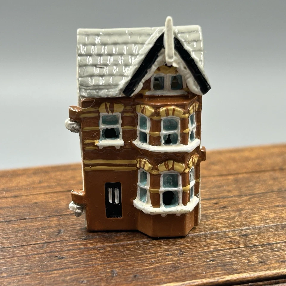 Miniature Dolls House For Nursery 1:12 Warwick miniatures pewter painted - Image 2 of 4