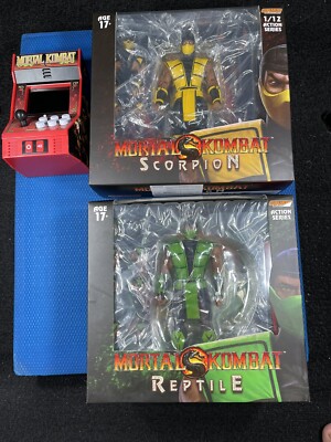 Storm Collectibles Scorpion & Reptile Mortal Kombat 3 Action Figure W/ Arcade