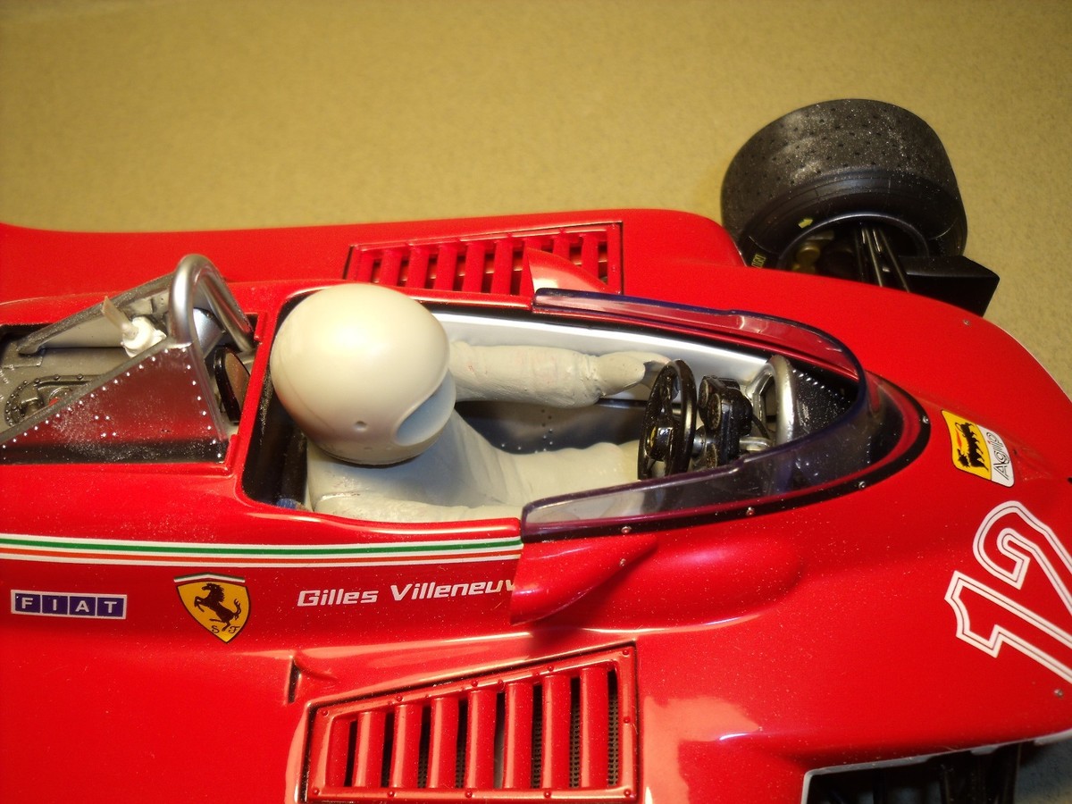 Figurine 1/18 Gilles Villeneuve Vroom For Ferrari 312 Exoto