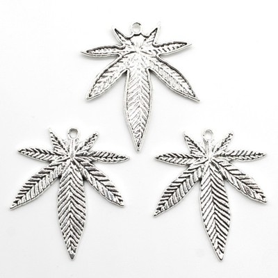 12PCS Alloy Antique Silver Tone 3D Maple Leaf Charm Pendant JHS521