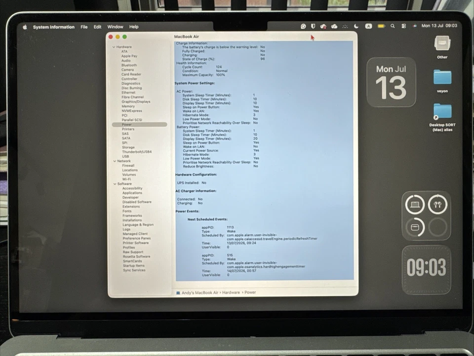 Apple MacBook Air 13" M4 · 16GB · 1TB, photo 2 of 5