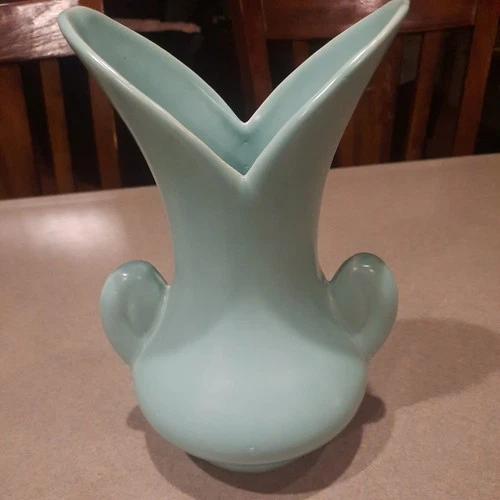Antique Rumrill Red Wing Pottery Tulip Vase Light Teal 1930’s  9"