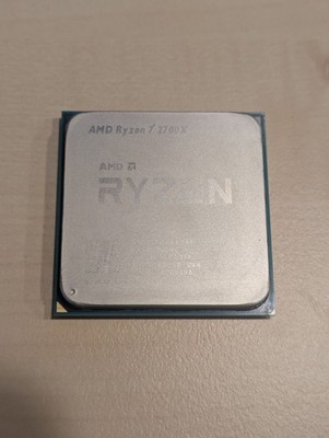 AMD Ryzen 7 2700X