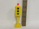 Vintage Fisher Price Little People Main Street Figure #2500 YELLOW TRAFFIC LIGHT