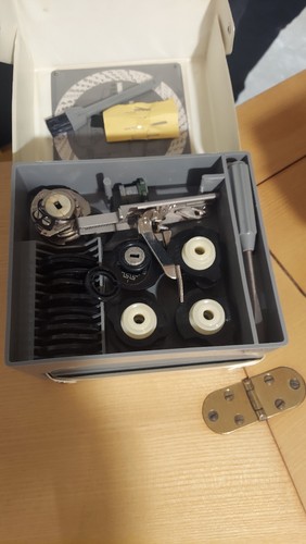 Vintage Necchi Supernova 534 Sewing Machine! MADE In Italy W/ some OEM Acces - Picture 6 of 11