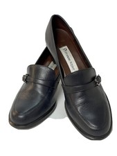 Etienne Aigner Sz 8 Navy Mid Heel Career Pumps Buckle Accent Classic Casual