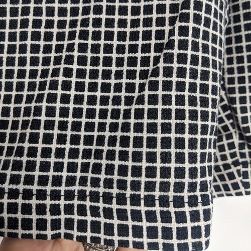 LANDS' END Shorts Womens 2 Black Mid-Rise Check Flat Front Bermuda - Picture 2 of 8