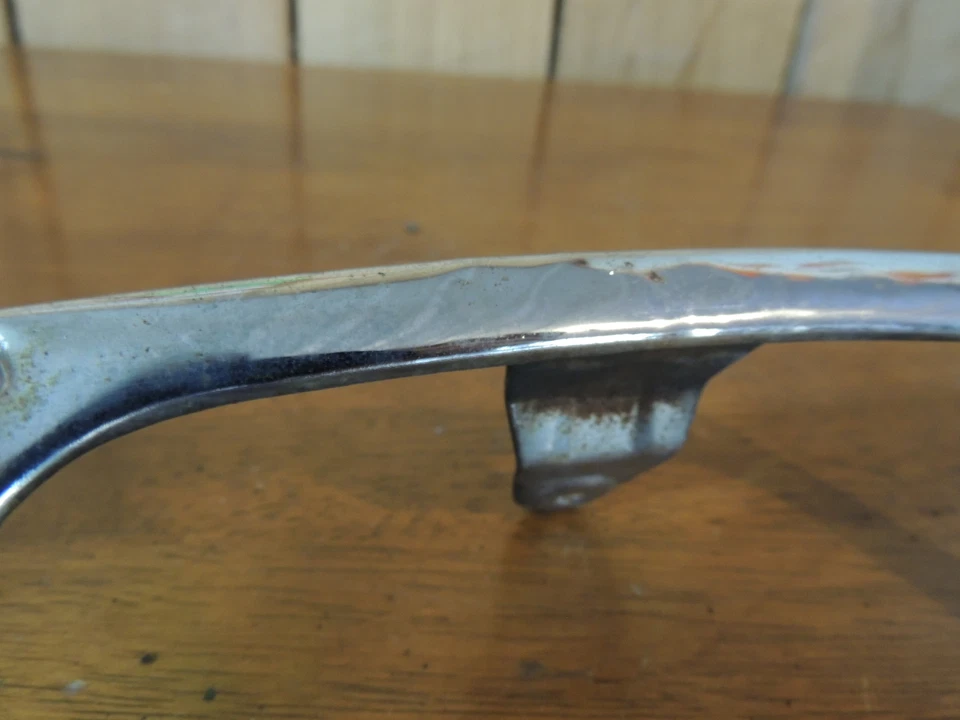 Yamaha SW396 SW433 EW643 GP643 Headlight Bezel Ring 811-84315-00, Vintage Used - Image 2 of 3