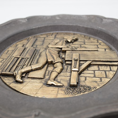 Vintage Mid Century Castleware Pewter Plate Carpenter working with Plane - Picture 9 of 10