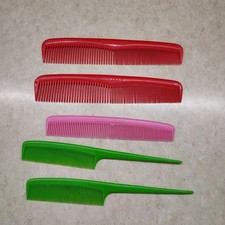 Set Of 5 VTG Unbreakable Hair Combs. Red, Pink, Green. 8"