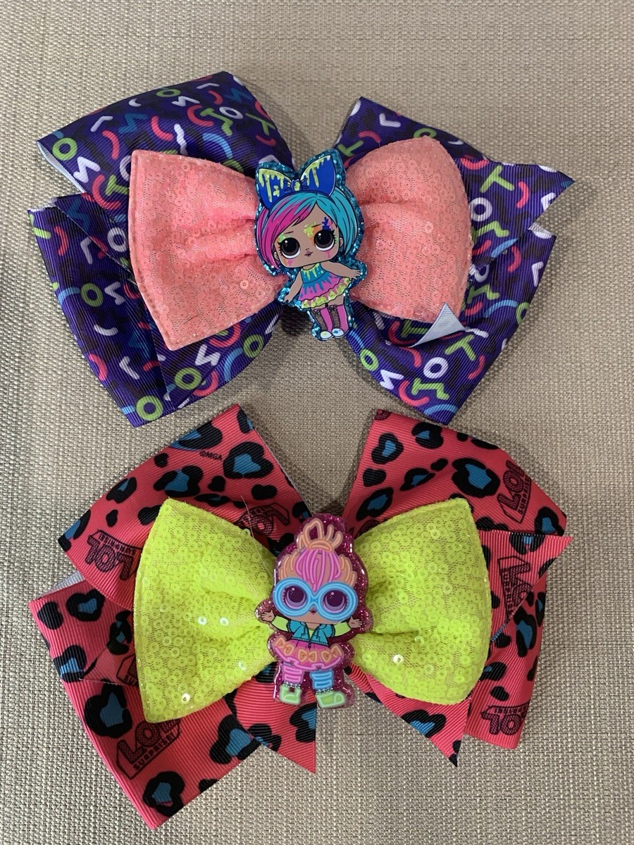 LOL Surprise Haarschmuck – Blindpackung Mit 2 Haarnadeln, 2 Klammern, 1 Schleife & Sammelkarte – Für Kinder Ab 3 Jahren, Buntes Zubehör LOL Surprise Haarschmuck – Blindpackung Mit 2 Haarnadeln, 2 Klammern, 1 Schleife & Sammelkarte – Für Kinder Ab 3 Jahren, Buntes Zubehör
