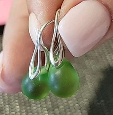 Frosted Green Teardrop Pierced Earrings 925