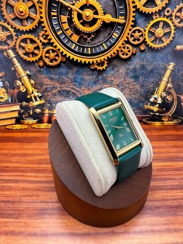 Vintage Seiko Slim Quartz Men's Wrist Watch - Free Shipping