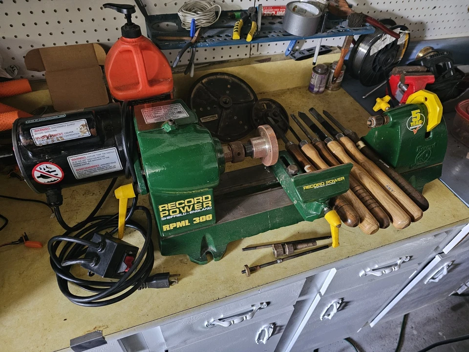 Torno para torneamento de madeira Record Power RPML300C - Imagem 3 de 4