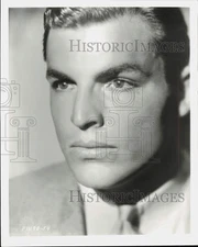 Press Photo Athlete and actor Buster Crabbe - afx22462