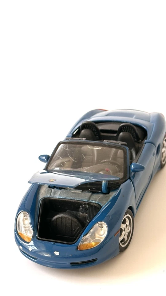 Modellino Maisto Porsche Boxster 1:24 – Apribile – Collezionismo Auto - Immagine 3 di 4