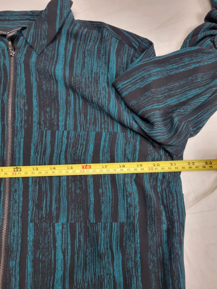 Rock & Republic Blouse Women's Size Large Striped Zipper Front Dark Academia - Image 4 of 4