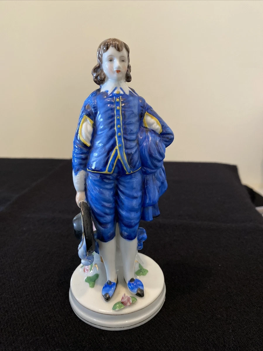 MARUYAMA PORCELAIN VICTORIAN BLUE BOY FIGURINE SIGNED A1A OCCUPIED