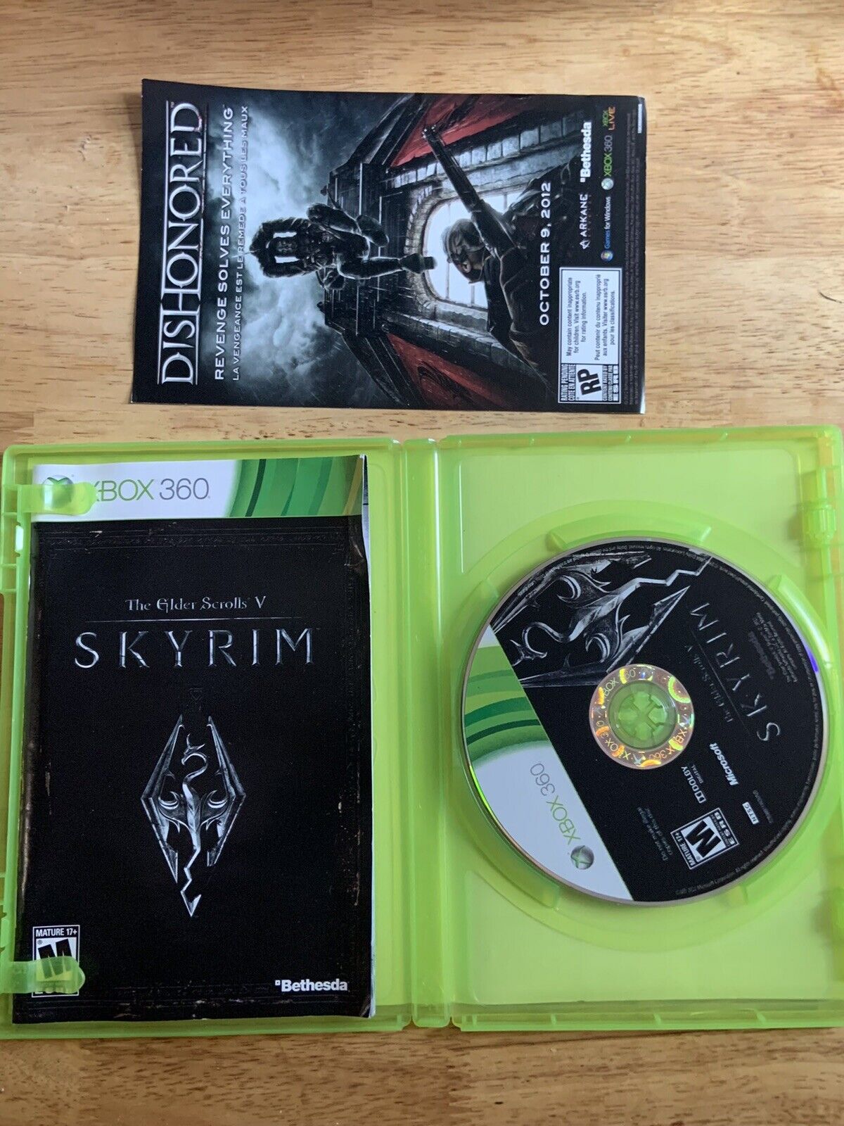 The Elder Scrolls V: Skyrim • Xbox 360 – Mikes Game Shop