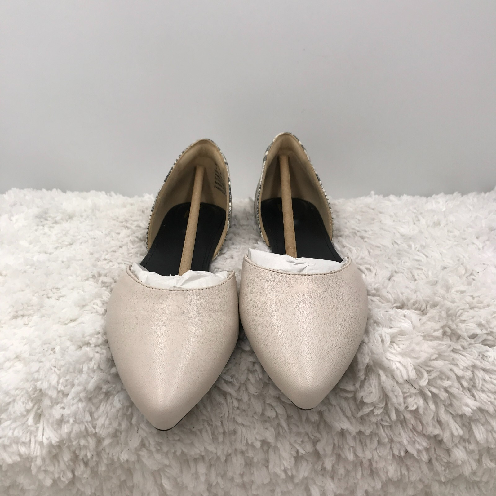 Hush Puppies Shoes Womens 7 Loafers  Sadie D'Orsay Ivory Snake leather Slip-on