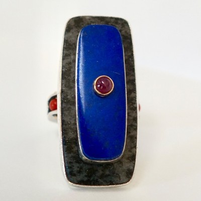 Michael Boyd Studio Art Ring   Signed  M. Boyd c. 94    Lapis, Coral, Ruby