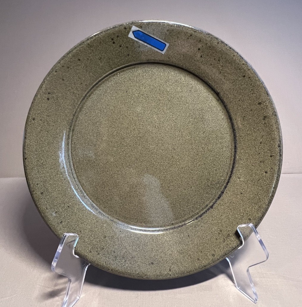 Jugtown Ware-North Carolina Southern Pottery-Dinner Plate V. Owens signed 2006