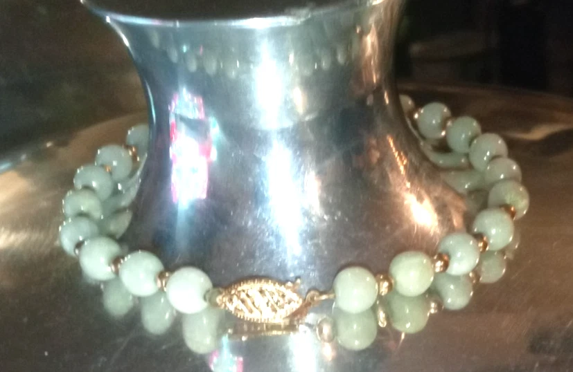 14k 金色 - 8 毫米浅绿色玉珠手链 - 8 — 第 4/4 张图片