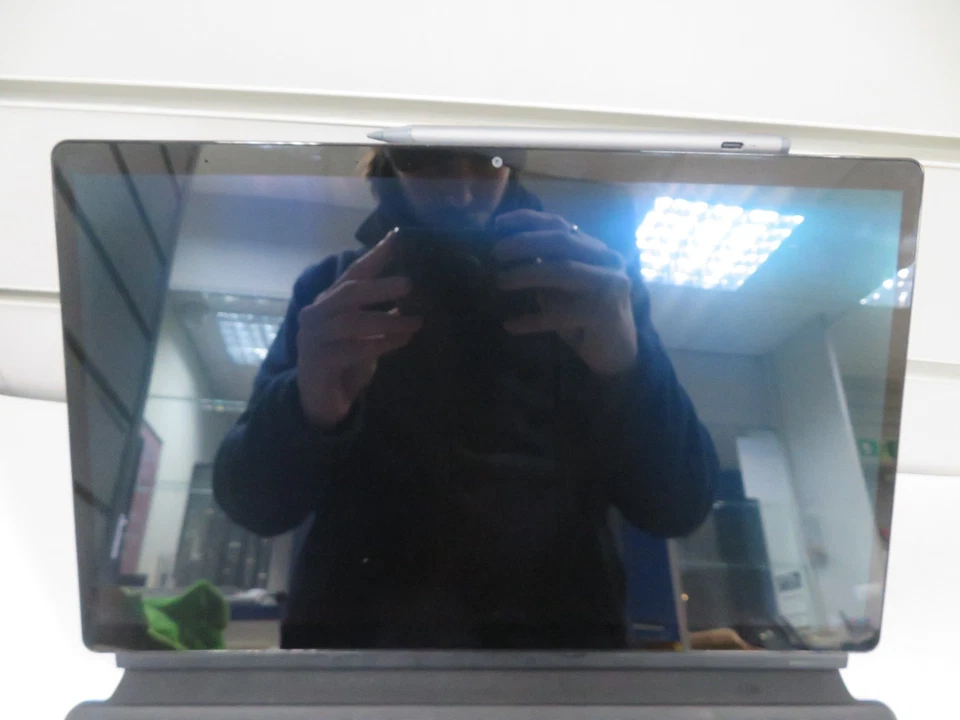 ASUS VIVOBOOK T3300K 13 SLATE OLED LAPTOP/TABLET 256GB SSD 4GB RAM (MRDYU) - Image 3 of 4