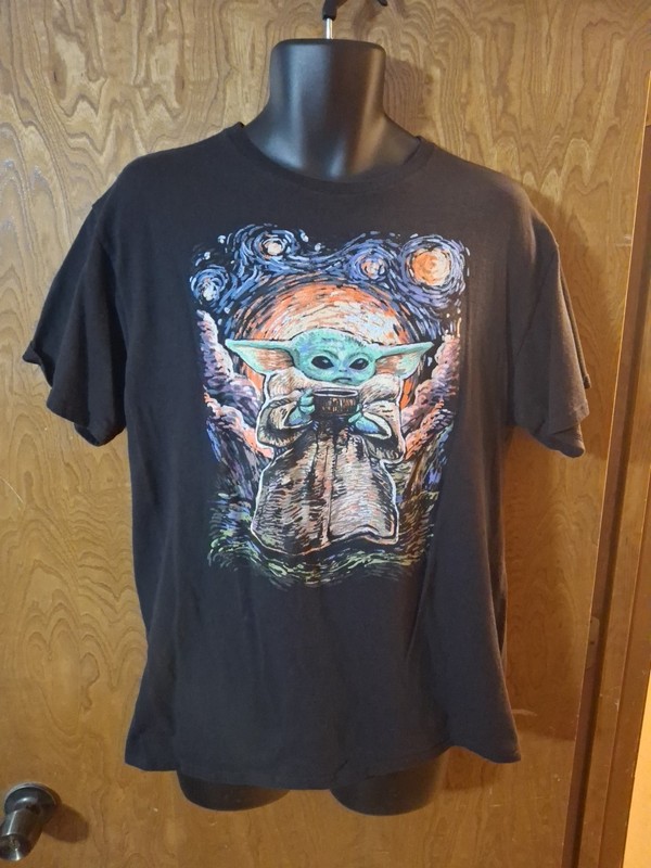 Baby Yoda shirt Star Wars Large Grogu The Mandalorian Sci Fi Fantasy Movie Show