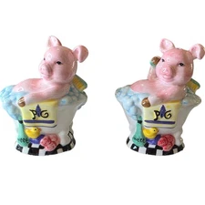 Vintage Pigs Taking A Bubble Bath Salt and Pepper Shakers Ceramic 4 Inches Tall 