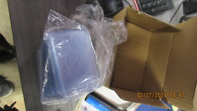LOT OF 2 Vertical Badge Holder  100ct Clear Vinyl  Y843358