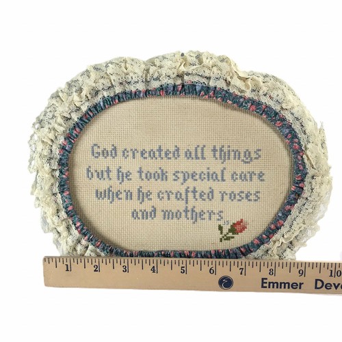 Vintage Handmade Cross Stitch Fabric Lace Frame Floral Mothers Day Gift Roses - Picture 4 of 5